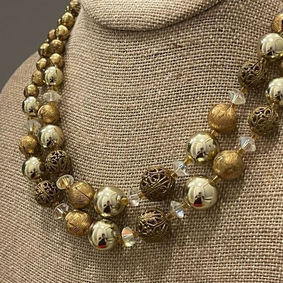 Signed Lisner Vtg Double Strand Gold Tone Open Work Filigree AB Beaded Necklace - Picture 7 of 9
